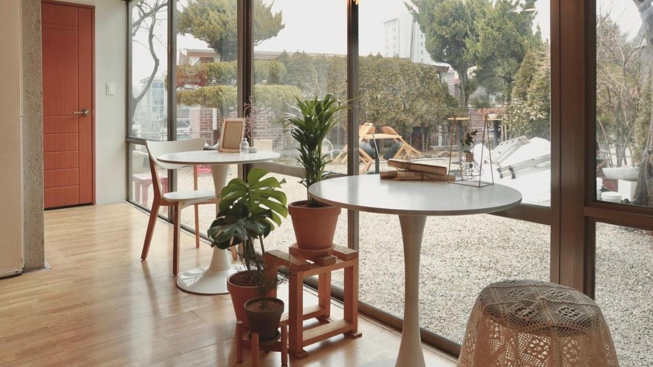 White Story Hostel Seoul Ngoại thất bức ảnh