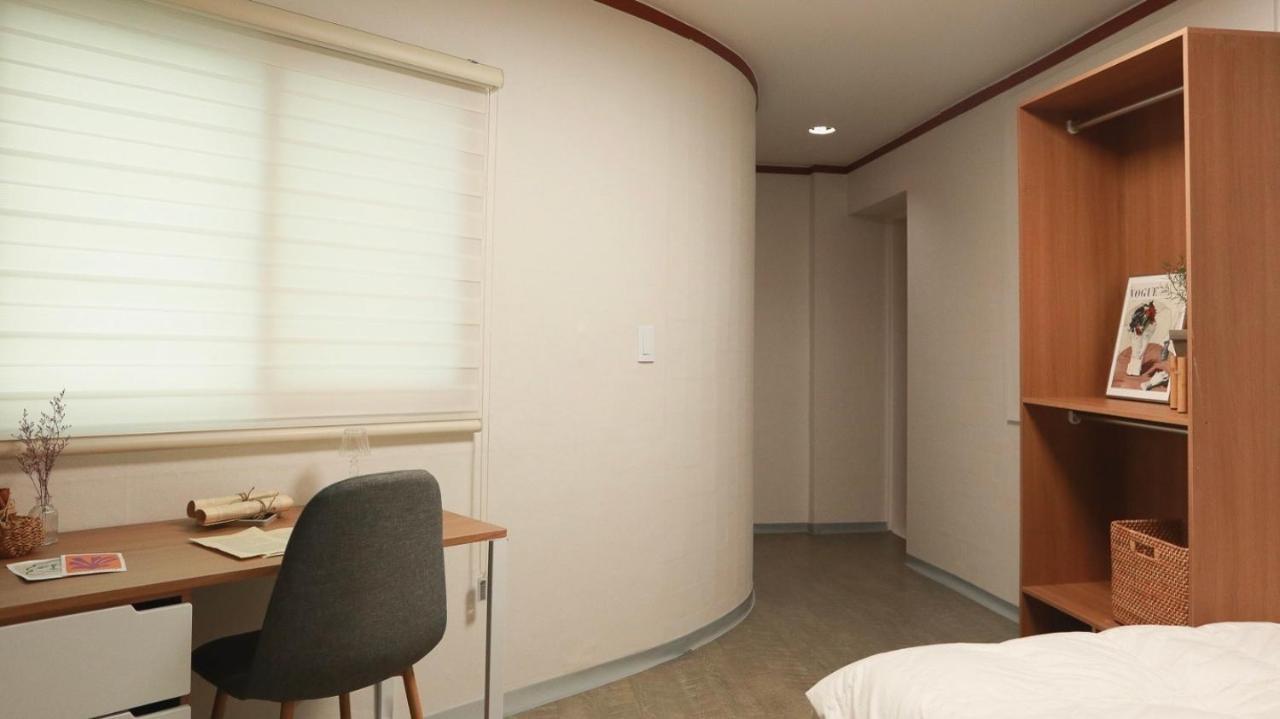 White Story Hostel Seoul Ngoại thất bức ảnh