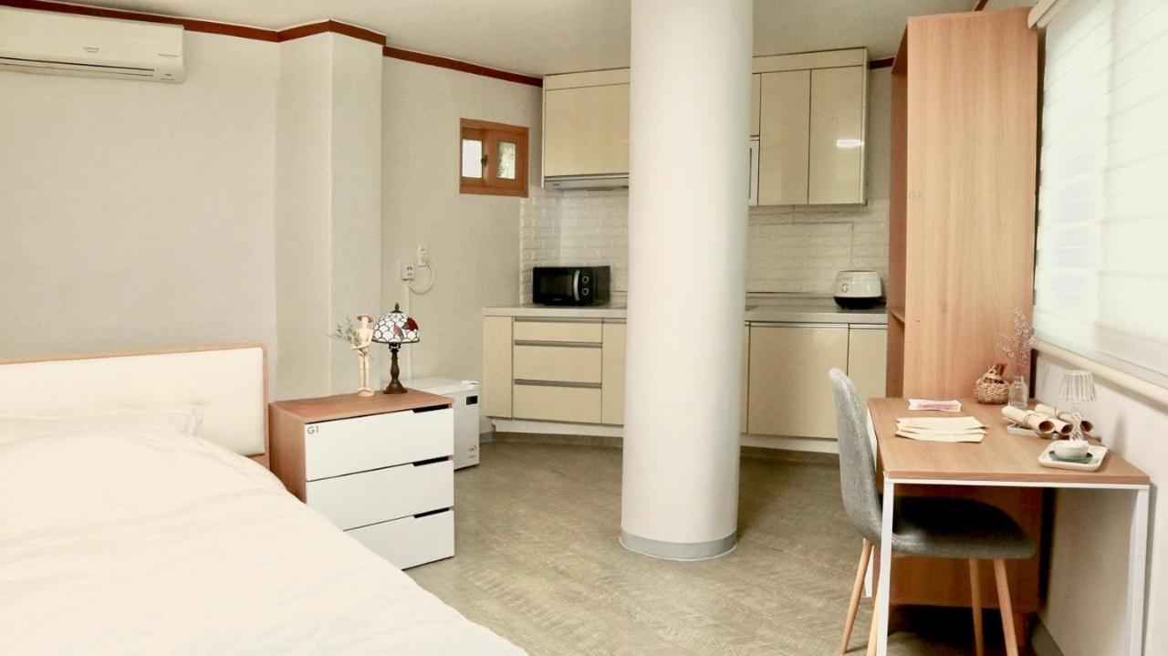 White Story Hostel Seoul Ngoại thất bức ảnh