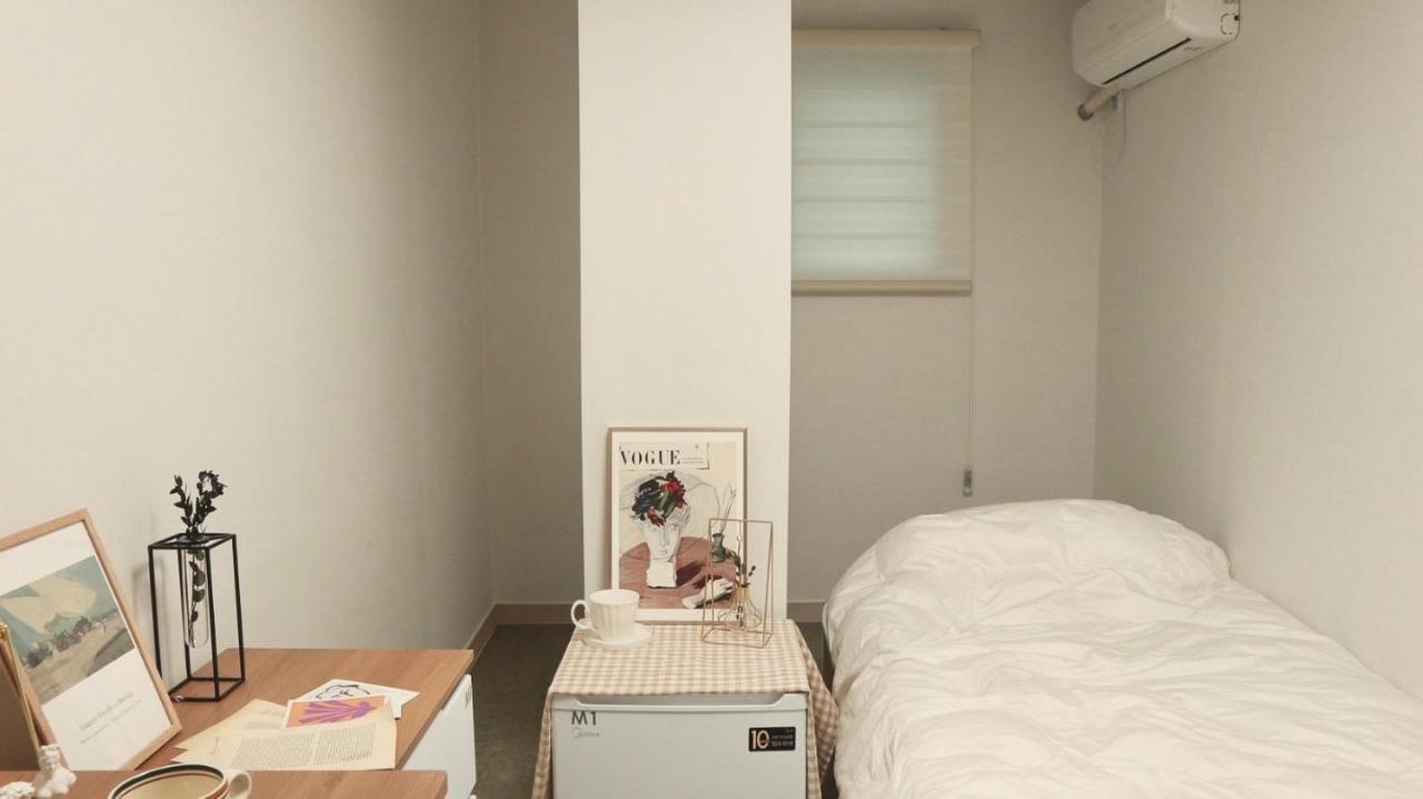 White Story Hostel Seoul Ngoại thất bức ảnh