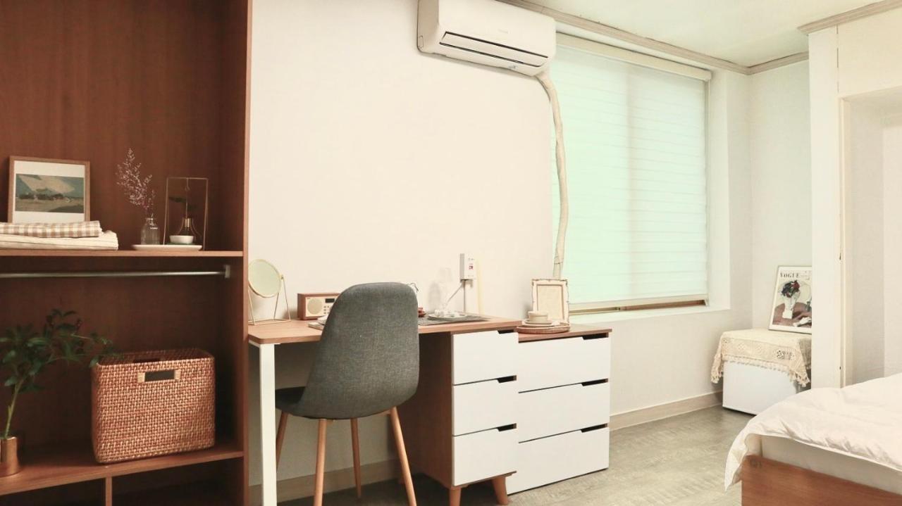 White Story Hostel Seoul Ngoại thất bức ảnh