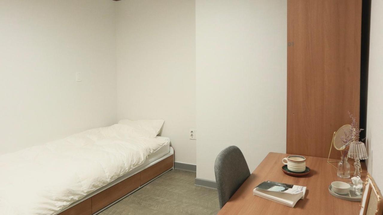 White Story Hostel Seoul Ngoại thất bức ảnh