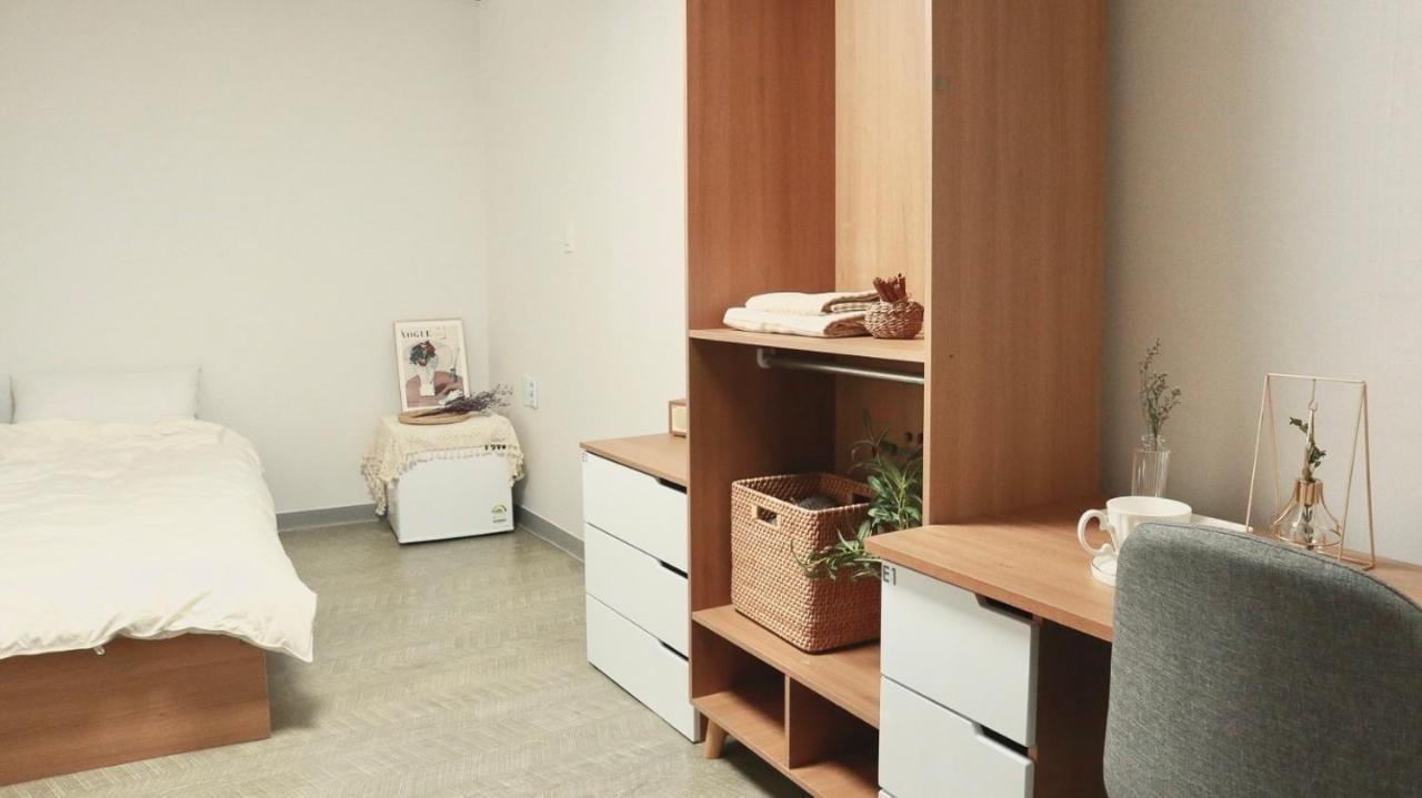 White Story Hostel Seoul Ngoại thất bức ảnh