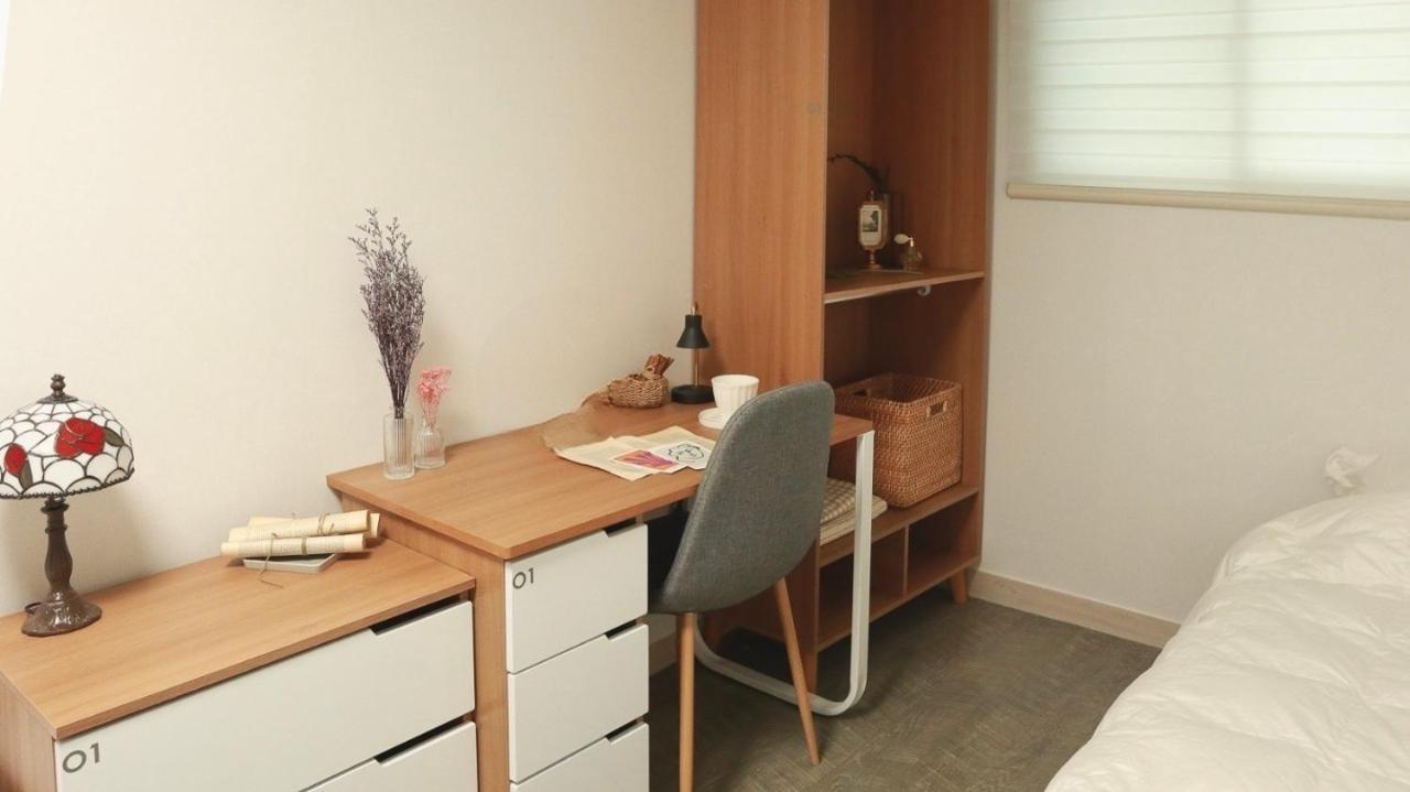 White Story Hostel Seoul Ngoại thất bức ảnh