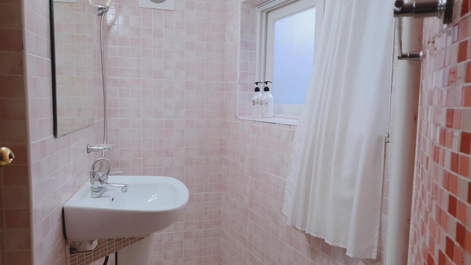 White Story Hostel Seoul Ngoại thất bức ảnh